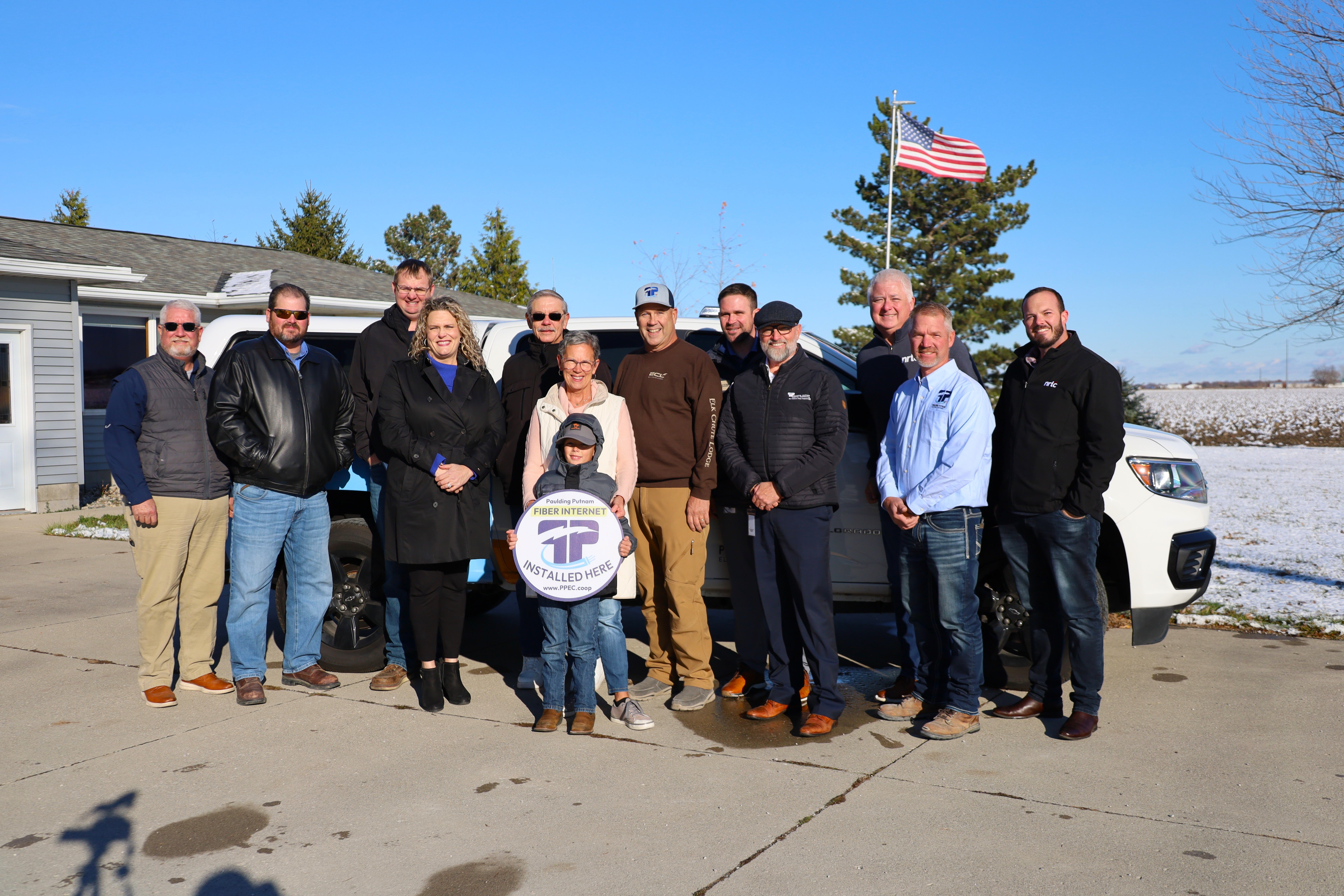 Fiber Internet Ribbon Cutting