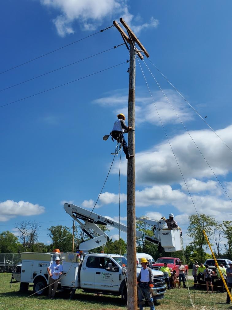 Linemen at rodeo